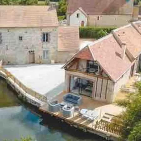 Moulin De Chenappe Holiday home Neuilly-le-Bisson