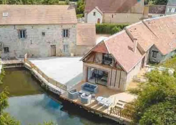 Moulin De Chenappe Holiday home Neuilly-le-Bisson