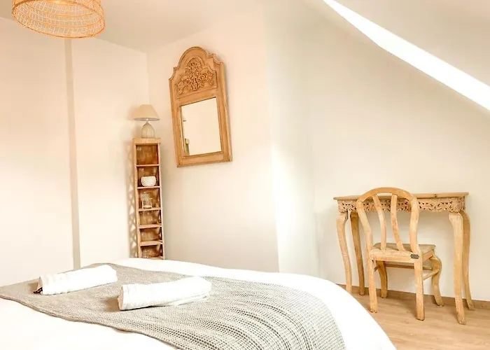 Moulin De Chenappe Holiday home Neuilly-le-Bisson