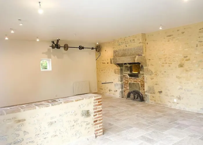 Holiday home Moulin De Chenappe Neuilly-le-Bisson